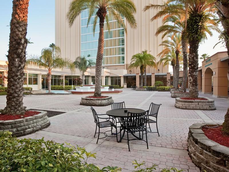 Doubletree By Hilton At The Entrance To Universal Orlando Buitenkant foto
